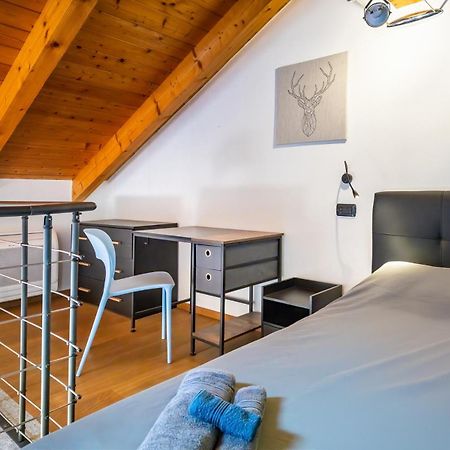 Strepitoso Loft Con Vista Duomo Apartman Alba Kültér fotó