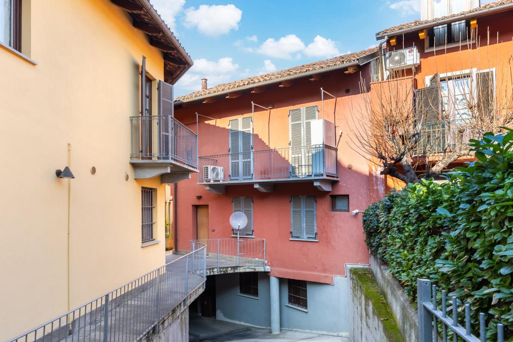 Strepitoso Loft Con Vista Duomo Apartman Alba Kültér fotó